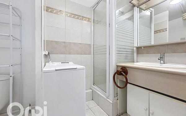 Appartement à vendre    2 pièces • 30 m2 Fréjus