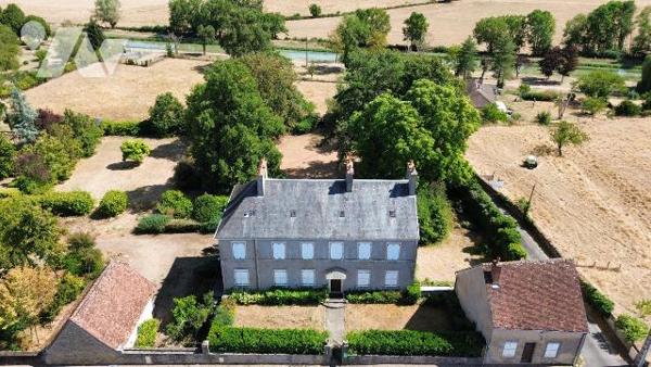 Maison de Maître  avec Parc et Dépendances