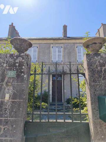 Maison de Maître  avec Parc et Dépendances