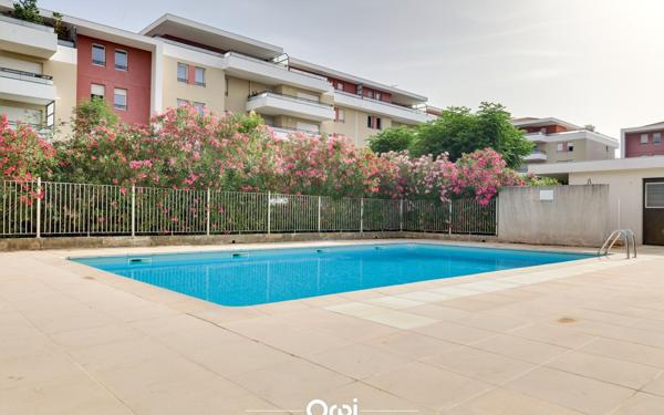 Appartement à vendre    2 pièces •  Marseille 12