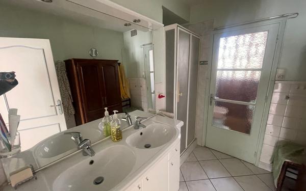 Appartement à vendre    3 pièces • 60 m2 La Seyne-sur-Mer