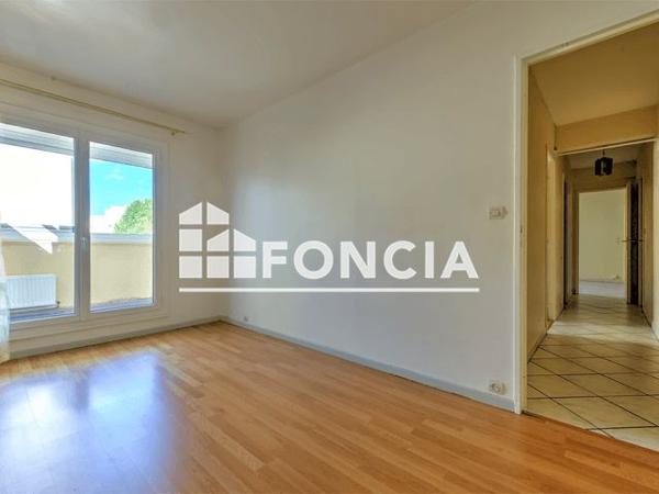 À vendre Appartement 3 pièces 67 m² - Maurepas 78310