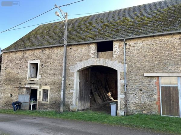 Maison à vendre à Pouilly-en-Auxois en Côte-d'Or (21320), ref : 044/2026/123