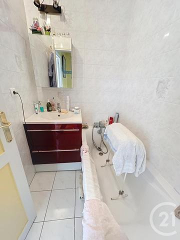 Appartement F4 à vendre  4 pièces - 85 m2 CHANTRAINE - 88