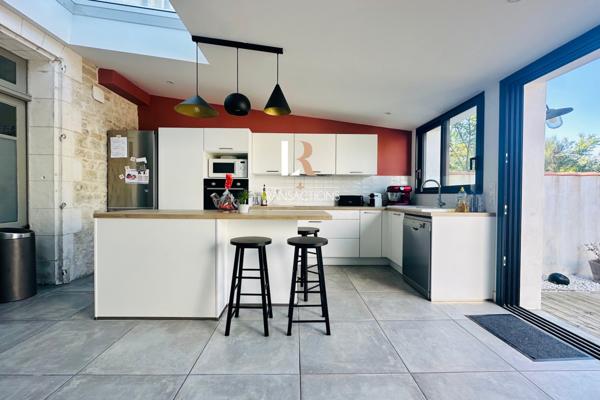 La Rochelle (17000) La Genette - Jolie maison de caractère avec beau jardin