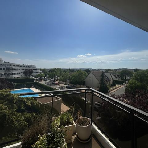 Appartement
                                                                                                                                                                                                                                                                                                                        4 pièce(s)                                                                                                                                                                                                          2 chambre(s)                                                                                                                                                                                                          78.33  m²