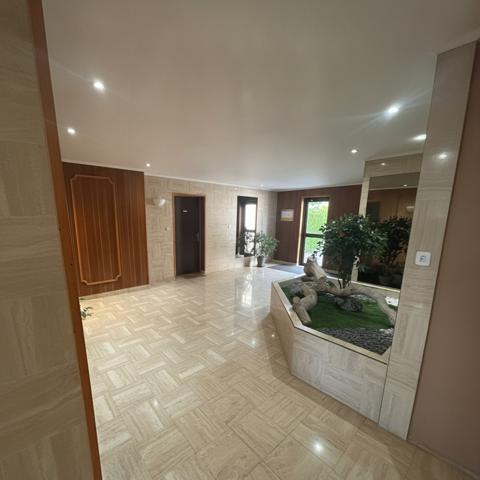 Appartement
                                                                                                                                                                                                                                                                                                                        4 pièce(s)                                                                                                                                                                                                          2 chambre(s)                                                                                                                                                                                                          78.33  m²