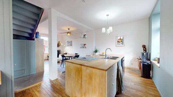 Maison en pierre rénovée avec jardin et garage – Brive-la-Gaillarde