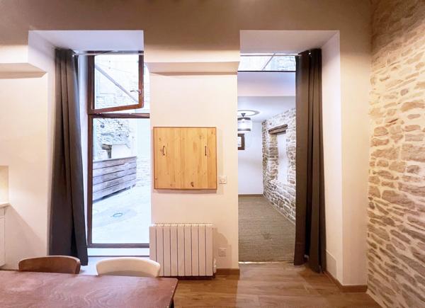 Appartement
                                                                                                                                                                                                                                                                                                                        1 pièce(s)                                                                                                                                                                                                          1 chambre(s)                                                                                                                                                                                                          29  m²