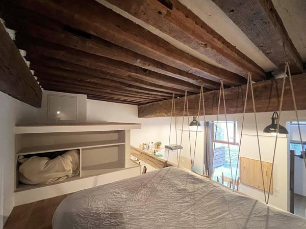 Appartement
                                                                                                                                                                                                                                                                                                                        1 pièce(s)                                                                                                                                                                                                          1 chambre(s)                                                                                                                                                                                                          29  m²