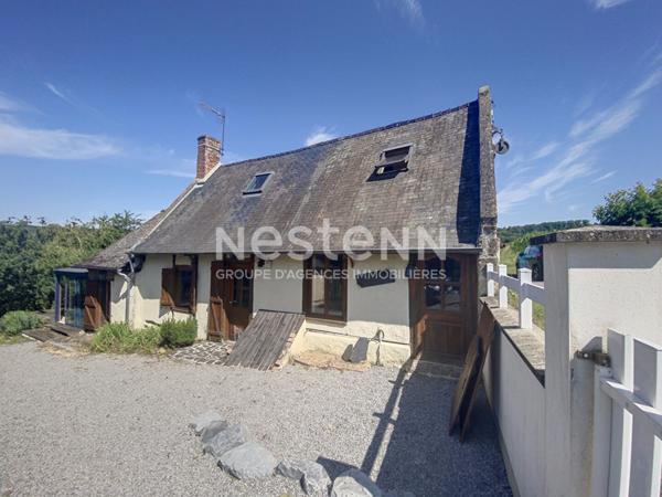 MAISON A VENDRE A COMMENCHON (Aisne) - CONSTRUITE EN 1848 - RENOVEE - POSSIBILITE DE CREER UN GITE OU CHAMBRE D'HOTES - SUR TERRAIN DE 1133 M² + UNE MAISON INDEPENDANTE - 180 M² HABITABLE POUR L'ENSEMBLE