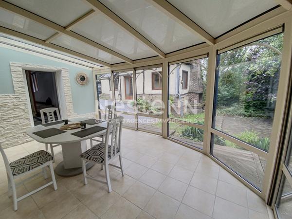 MAISON A VENDRE A COMMENCHON (Aisne) - CONSTRUITE EN 1848 - RENOVEE - POSSIBILITE DE CREER UN GITE OU CHAMBRE D'HOTES - SUR TERRAIN DE 1133 M² + UNE MAISON INDEPENDANTE - 180 M² HABITABLE POUR L'ENSEMBLE