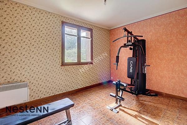 Maison Les Pennes Mirabeau 5 pièces 141m² avec garage et parcelle de terrain de 2337m²