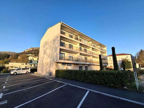 Vence 3 pièces de 57.06 m² avec balcon, parking.