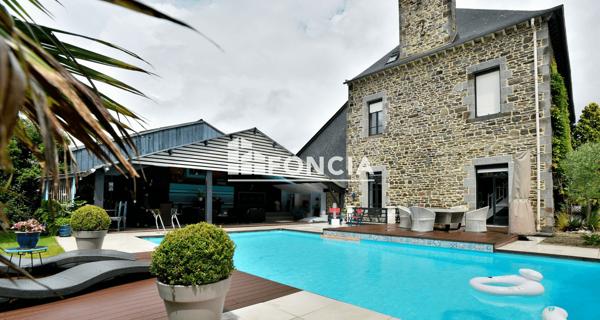 À vendre Maison 7 pièces 250 m² - Dol-de-bretagne 35120
