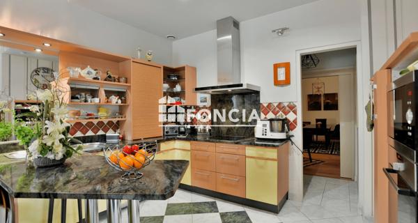 À vendre Maison 7 pièces 250 m² - Dol-de-bretagne 35120