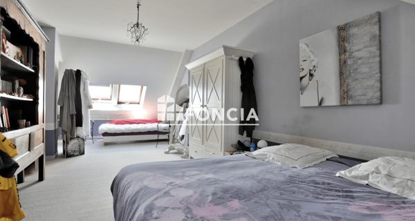 À vendre Maison 7 pièces 250 m² - Dol-de-bretagne 35120