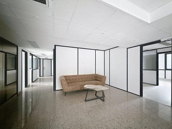 Saint-Germain-en-Laye ? Bureaux 200 m² ? 7 bureaux ? Centre-ville
