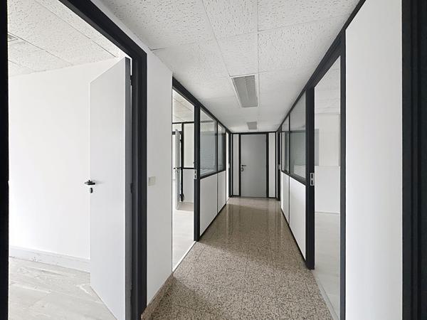 Saint-Germain-en-Laye ? Bureaux 200 m² ? 7 bureaux ? Centre-ville