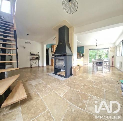 Maison à vendre 4 pièces 104 m² Terrasson-Lavilledieu