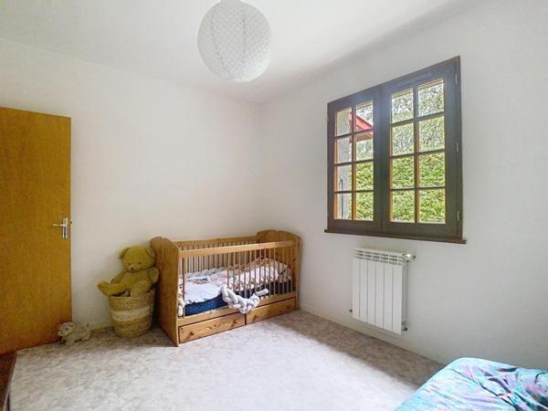 Gasconne avec grand hangar dans un quartier bucolique d’Auch