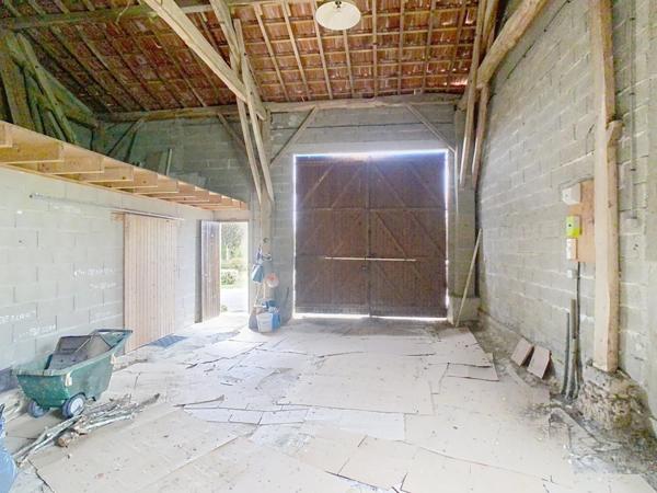 Gasconne avec grand hangar dans un quartier bucolique d’Auch