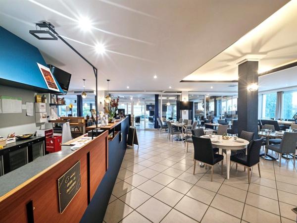 Restaurant grande capacité, terrasse, parking, Ouest Montpellier