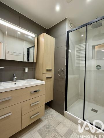 Appartement à vendre 4 pièces 82 m² Paris 16