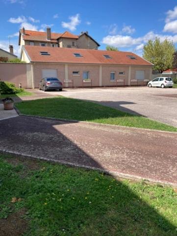 APPARTEMENT RARE DE PAR SON PASSE HISTORIQUE