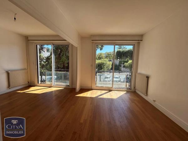 Appartement à louer 1 pièce 40.2m² Blois (41000)