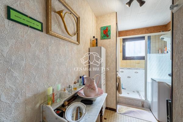 Maison individuelle T5 sur terrain piscinable de 580 m² avec sous-sol complet – À deux pas du Parc du Fort