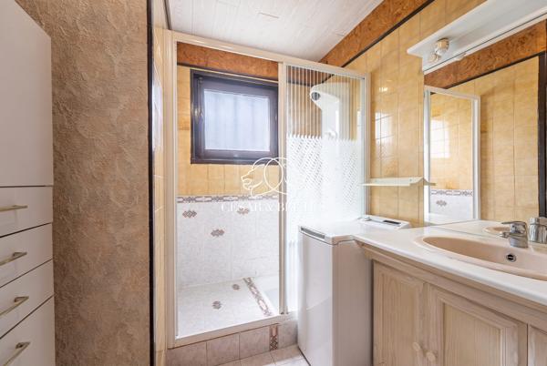 Maison individuelle T5 sur terrain piscinable de 580 m² avec sous-sol complet – À deux pas du Parc du Fort