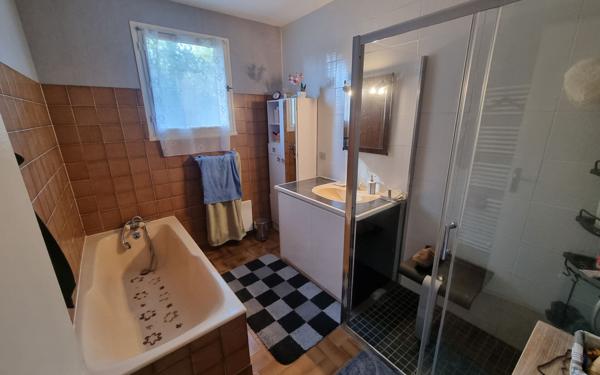 Maison à vendre    4 pièces • 96 m2 Saint-Maurice-les-Brousses