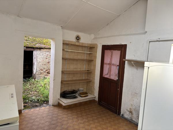 Cérilly – Ancienne auberge avec 296 m² de surface habitable Cérilly (03350)