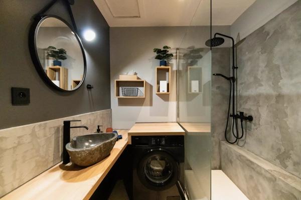 Domaine viticole réhabilité en 3 logements de charme avec piscines et jardins – Narbonne, Canal du Midi