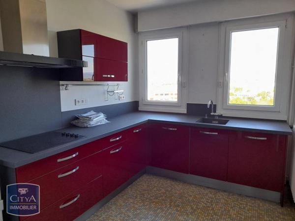 Appartement à louer 5 pièces 108.5m²