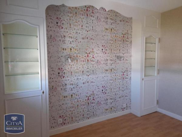 Appartement à louer 5 pièces 108.5m²