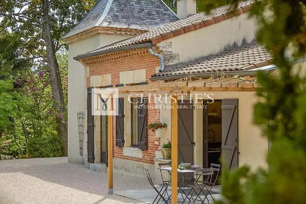 Propriété exquise avec piscine à proximité d’un beau village médiéval