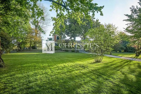 Propriété exquise avec piscine à proximité d’un beau village médiéval