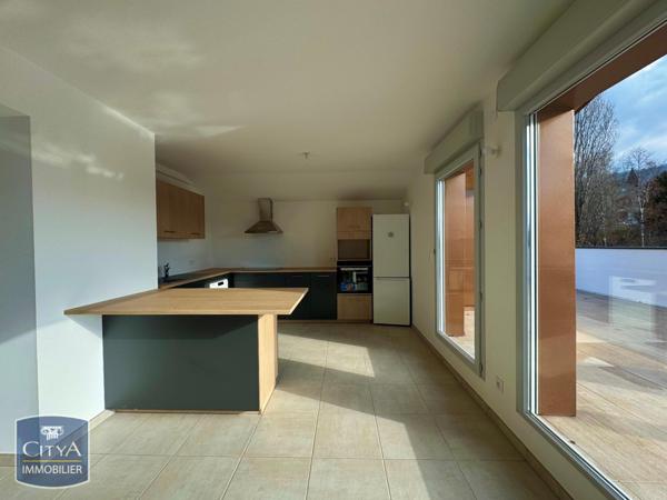 Appartement à louer 4 pièces 87.28m² Coublevie (38500)