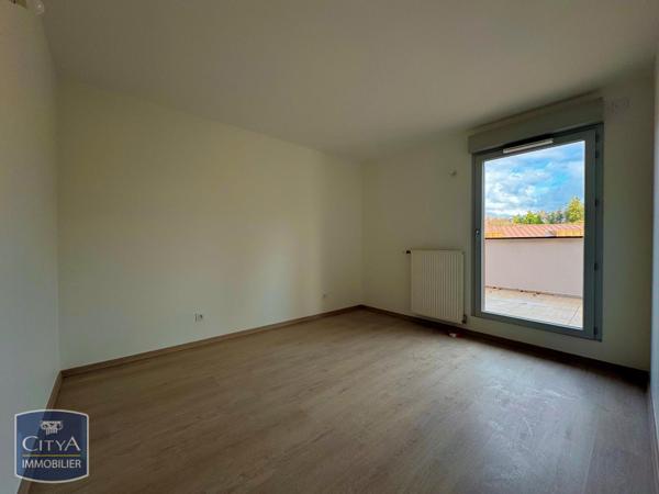 Appartement à louer 4 pièces 87.28m² Coublevie (38500)