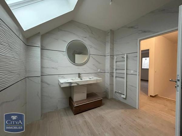 Maison à louer 6 pièces 140m²