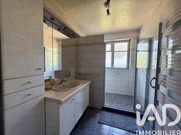 Maison à vendre 9 pièces 198 m² Saint-Hippolyte