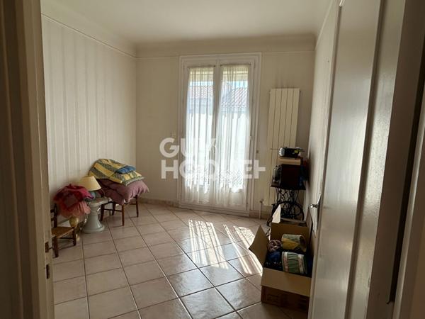 À vendre à Perpignan (66000) Appartement 3 pièces , quartier Sabardeil- jardin, cellier, garage - 2 balcons