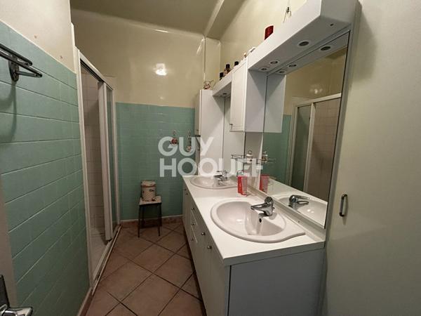 À vendre à Perpignan (66000) Appartement 3 pièces , quartier Sabardeil- jardin, cellier, garage - 2 balcons