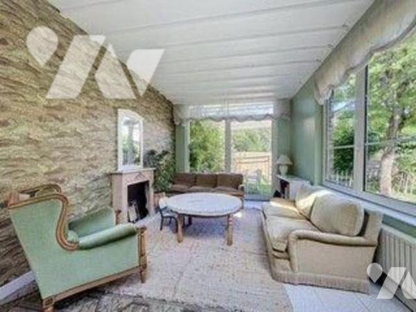 MALO LES BAINS
SECTEUR PLAGE
MAISON FAMILIALE
rdc
Entrée carrelée (13,20 m²), salon (22 m²)...