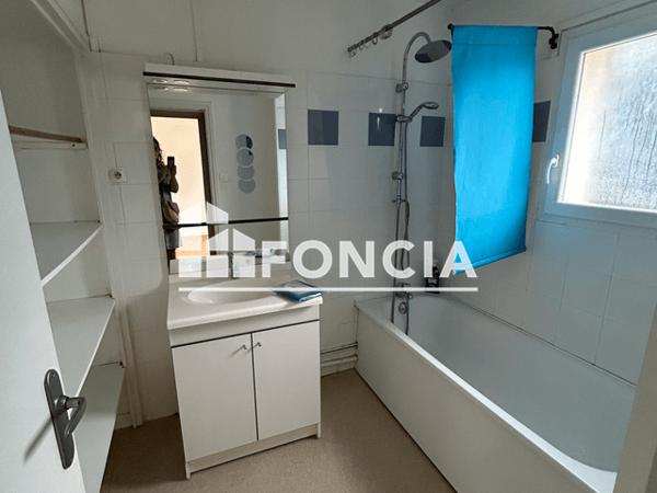 Location Appartement 3 pièces 60 m² - RUE HELENE BOUCHER Mont De Marsan 40000