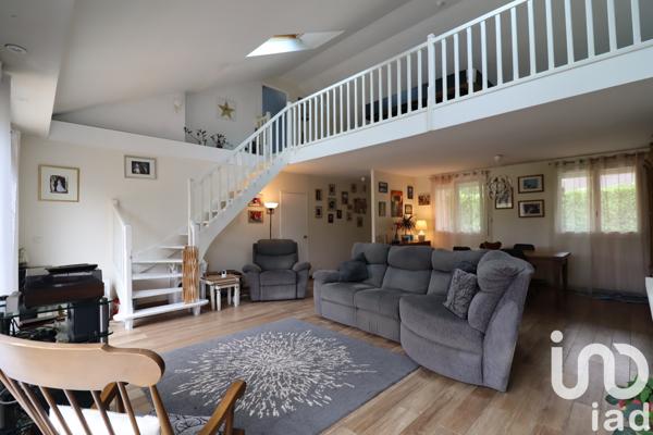 Maison à vendre 6 pièces 184 m² Plaisir