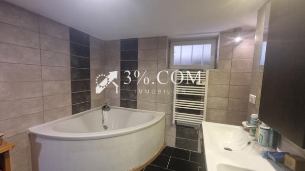 Maison 8 pièce(s) 5 chambre(s) 190 m²