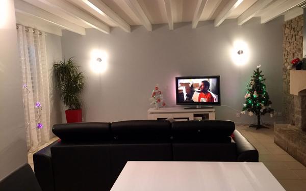 Maison à louer    5 pièces •  Pomarez